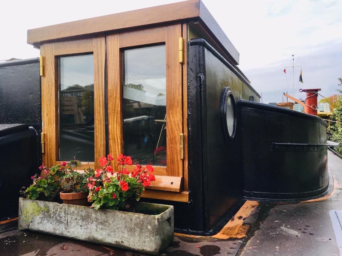 Houseboat Tante Piet Hotel Amsterdam Ngoại thất bức ảnh