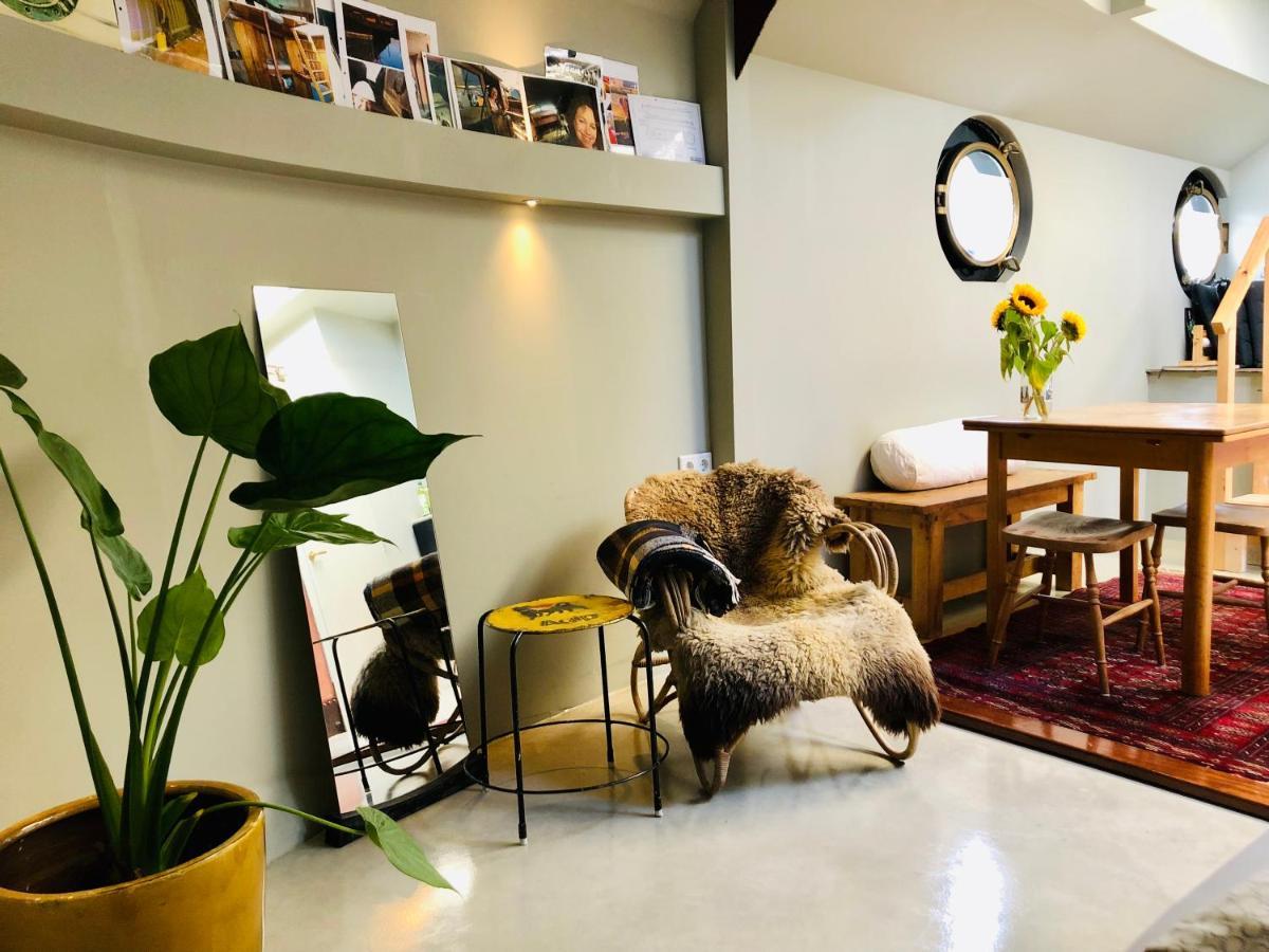 Houseboat Tante Piet Hotel Amsterdam Ngoại thất bức ảnh