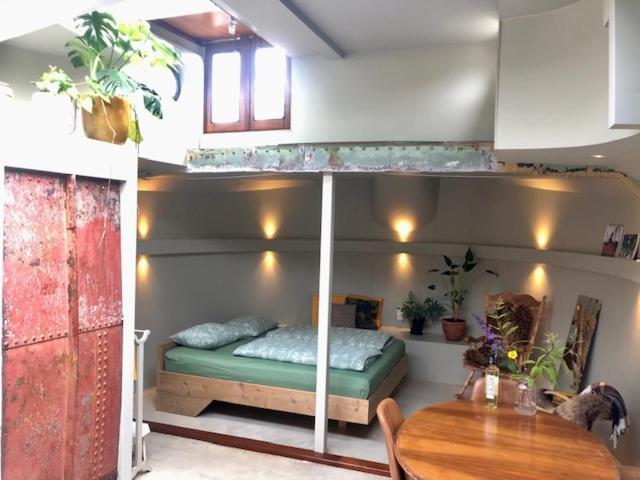 Houseboat Tante Piet Hotel Amsterdam Ngoại thất bức ảnh